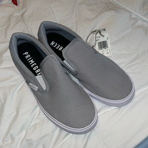 Women’s Adidas Flats